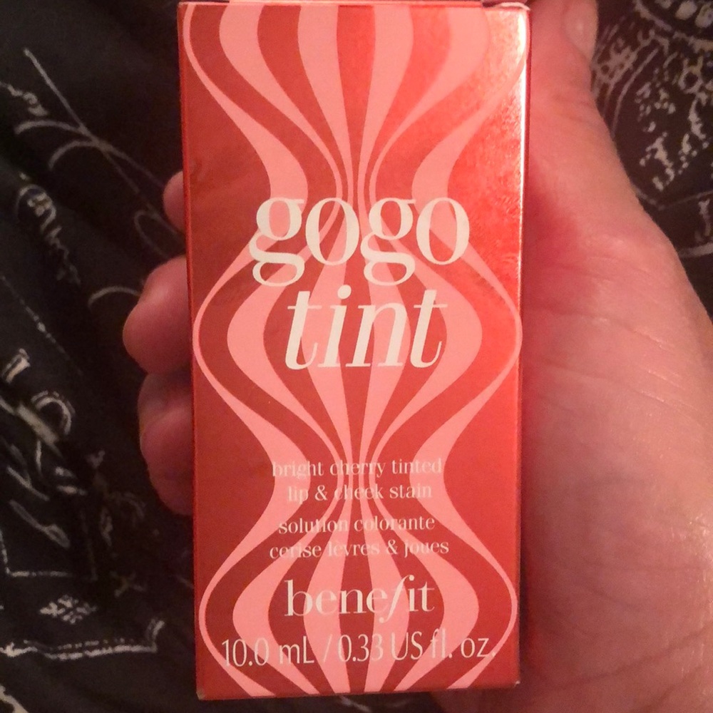 Gogo tint by Benefit